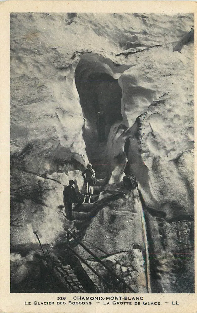 Der Bossons-Gletscher — Die Eishöhle — Chamonix-Mont-Blanc — LL — Nr. 528 - Vorderseite