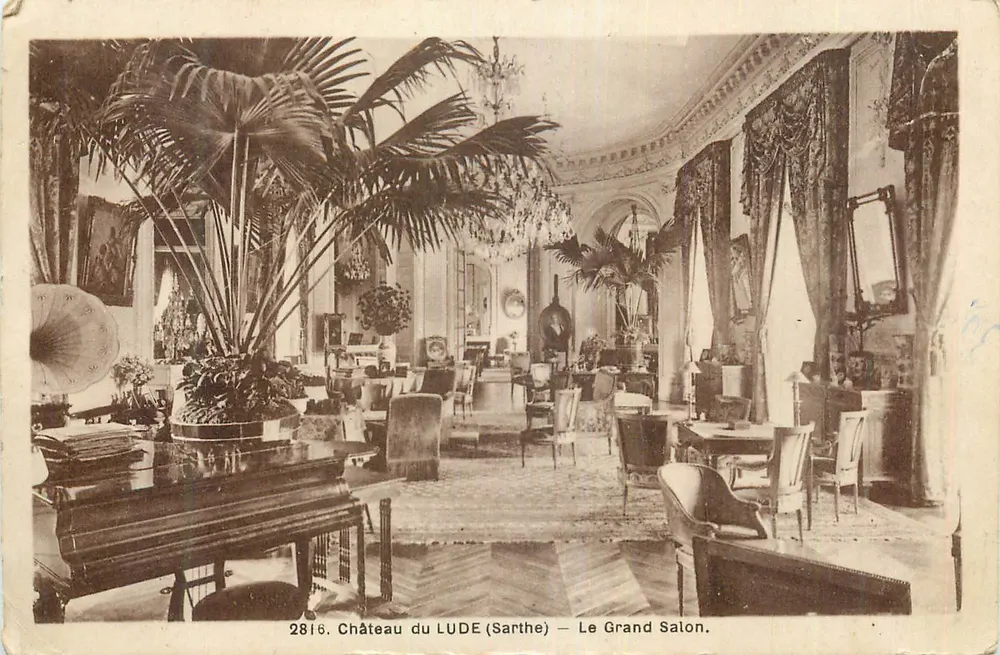 Château du LUDE (Sarthe) — Le Grand Salon. - Recto