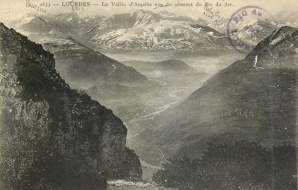 Lourdes — La Vallée d'Argelès aus Sicht des Gipfels des Pic du Jer - Vorderseite
