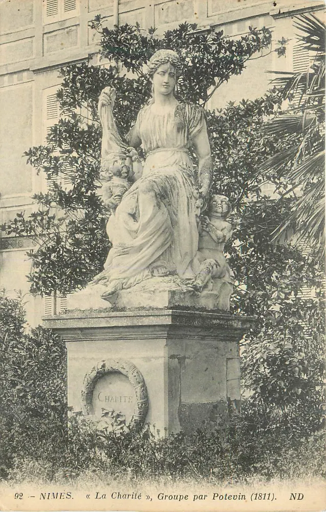 Nîmes — Statue de La Charité par Polevin (1811) - Recto