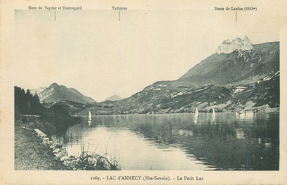 See Annecy (Haute-Savoie) — Kleiner See — Berg Veyrier und Beauregard — Lanfon-Zähne (1813m) - Vorderseite