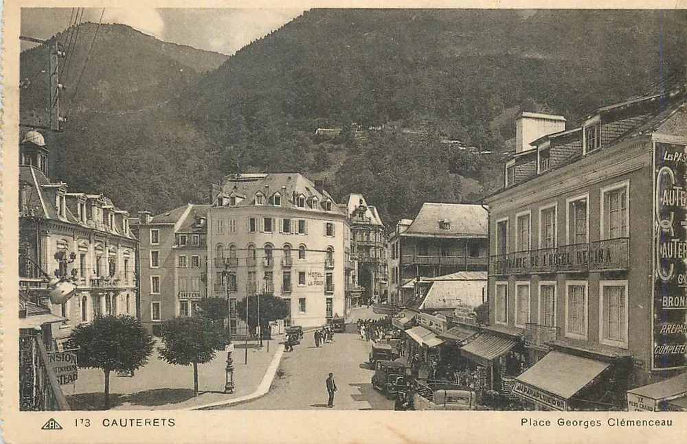 Cauterets — Praça Georges Clémenceau — editor ABA, n° 173 - Frente