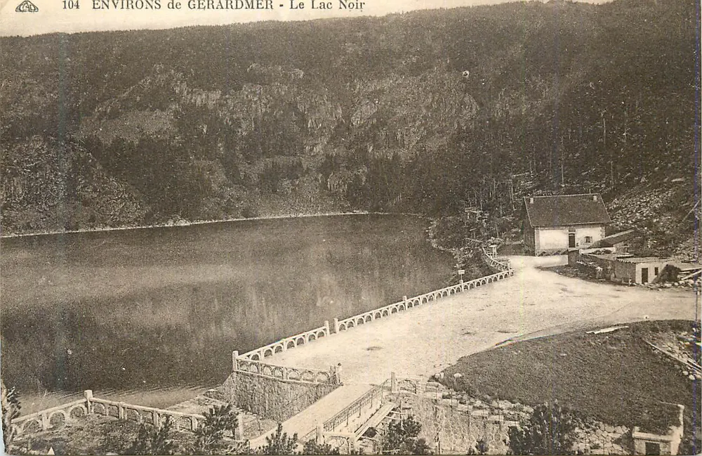 Arredores de Gerardmer — Lago Negro — Editor: A. L. C. n° 104 - Frente