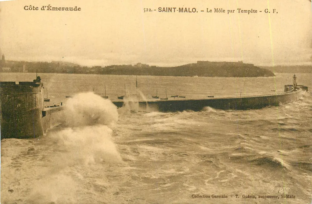 Saint-Malo — Der Môle bei Sturm — G. F. - Vorderseite