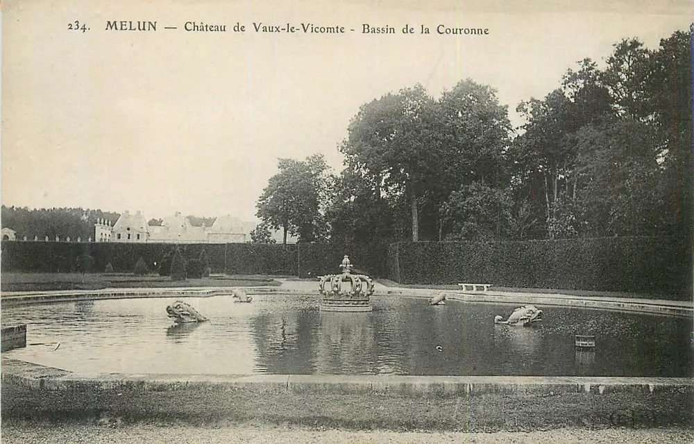 MELUN — Schloss Vaux-le-Vicomte — Bassin de la Couronne - Vorderseite