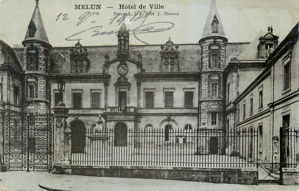 Melun — Town Hall — Patent L.D.E. Edit. J. Maison - Front