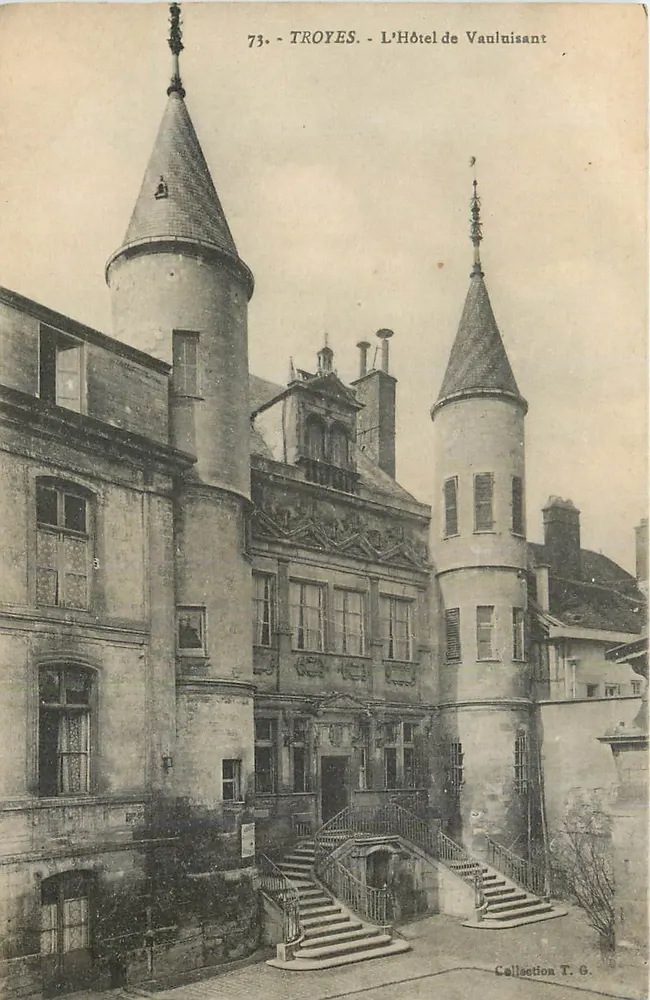 Troyes - O Hotel de Vauluisant — Coleção T. G. - Frente