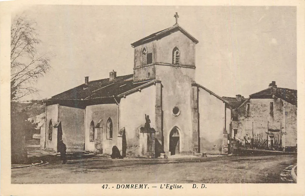 Domremy — A Igreja — D. D. - Frente