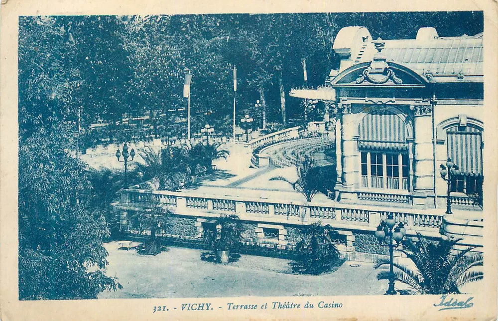 Vichy - Terrasse et Théâtre du Casino — Idéal, n° 321 - Recto
