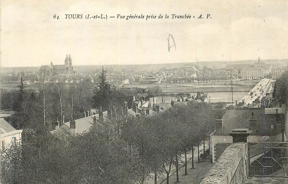 Tours (Indre-et-Loire) — Allgemeine Ansicht aus der Tranchée — A. P. - Vorderseite