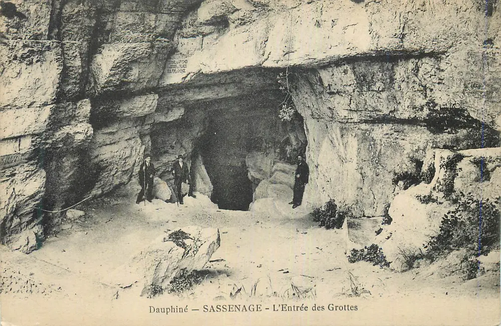 Dauphiné — Sassenage — L'Ingresso delle Grotte - Recto