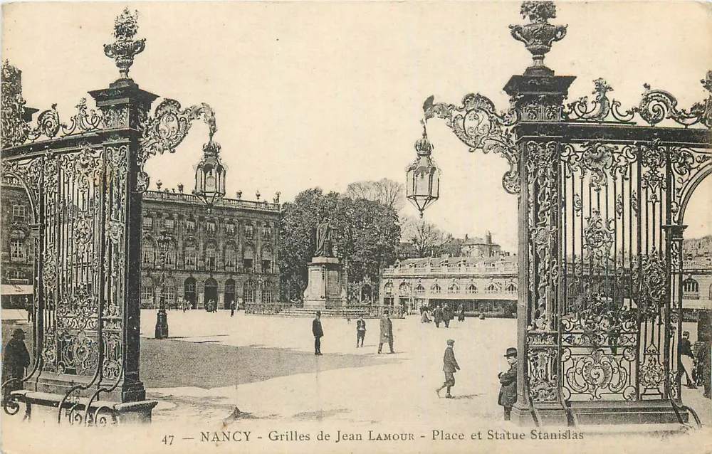 NANCY — Tore von Jean Lamour — Place und Statue Stanislas - Vorderseite
