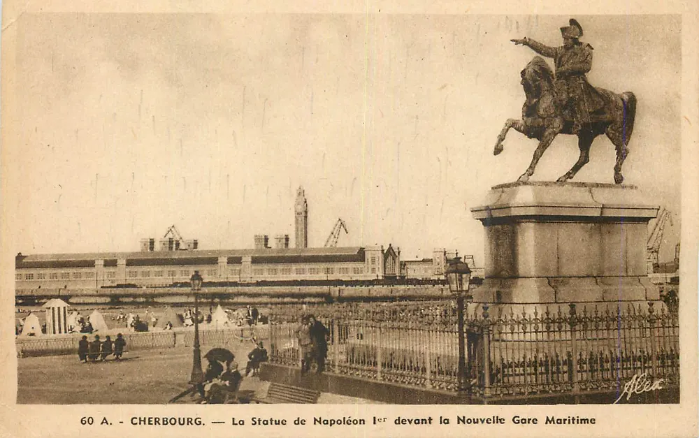 Cherbourg — Die Statue Napoleons I. vor der neuen Seestation — Verlag Alex, n° 60 A - Vorderseite