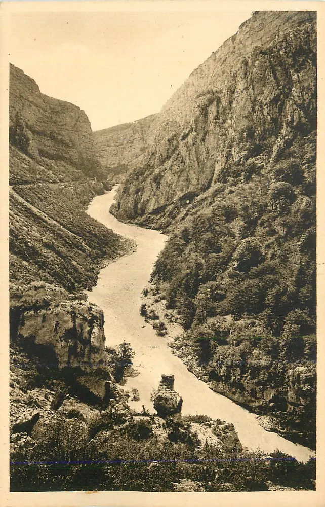 Gorges do Ródano — vista panorâmica — editor não identificável - Frente