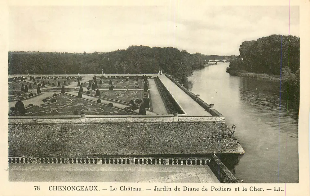 Chenonceaux — Das Schloss — Garten von Diane de Poitiers und der Cher — LI.. - Vorderseite