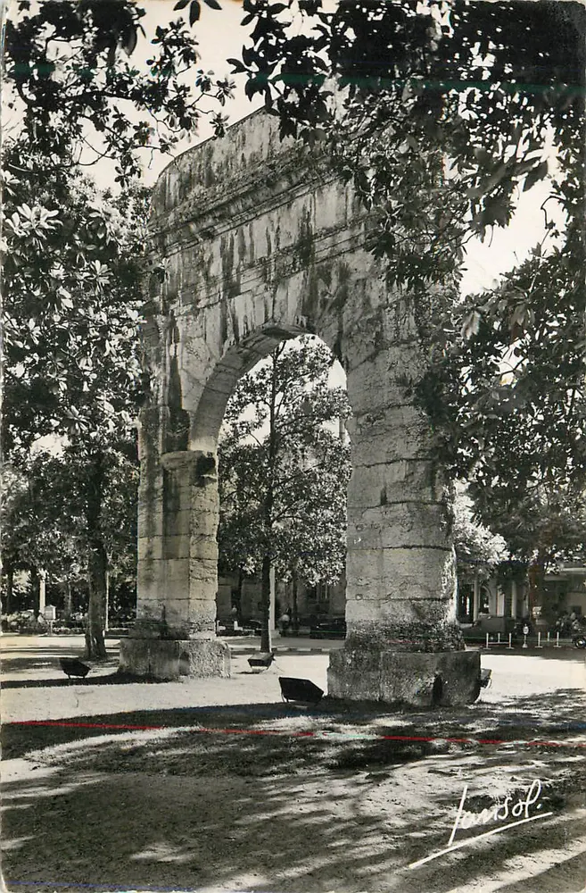 Arco do Triunfo — Arenas de Nîmes — fotógrafo Louis Sol - Frente