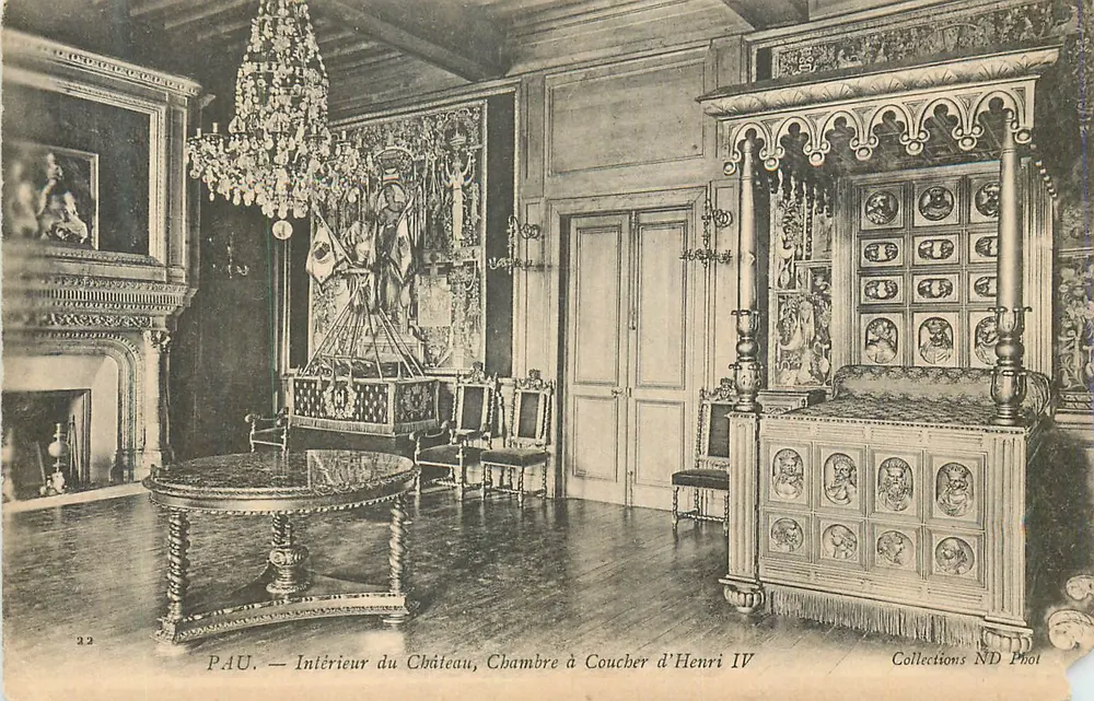 Pau — Innenraum des Schlosses, Schlafzimmer von Henri IV — Collections ND Phot - Vorderseite