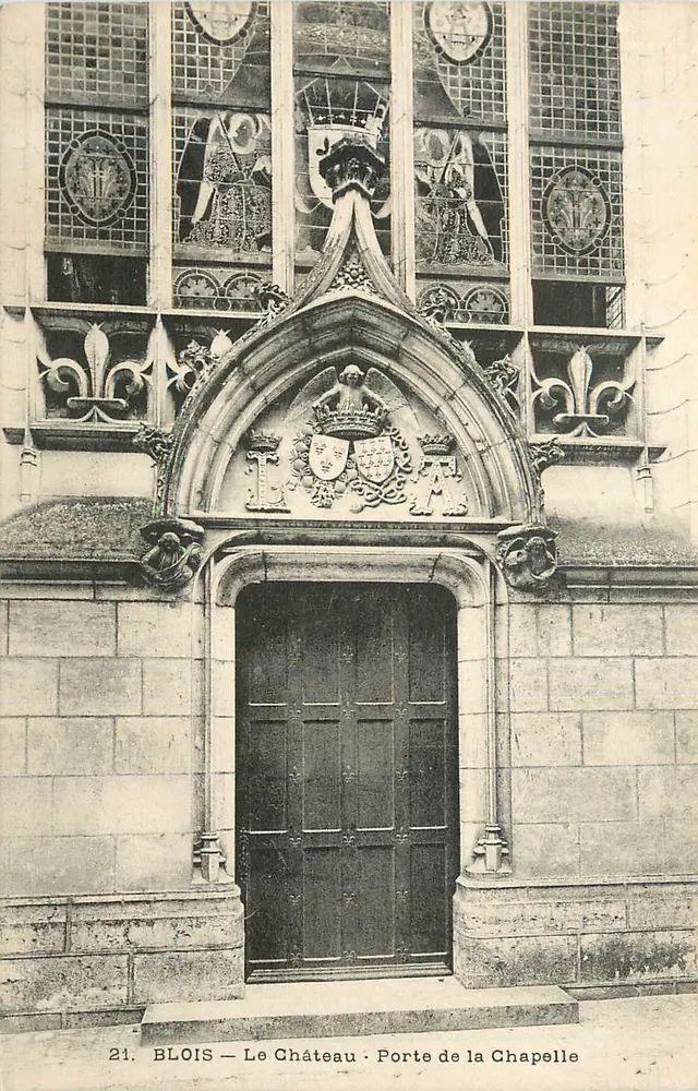 Blois — Das Schloss — Tor der Kapelle - Vorderseite