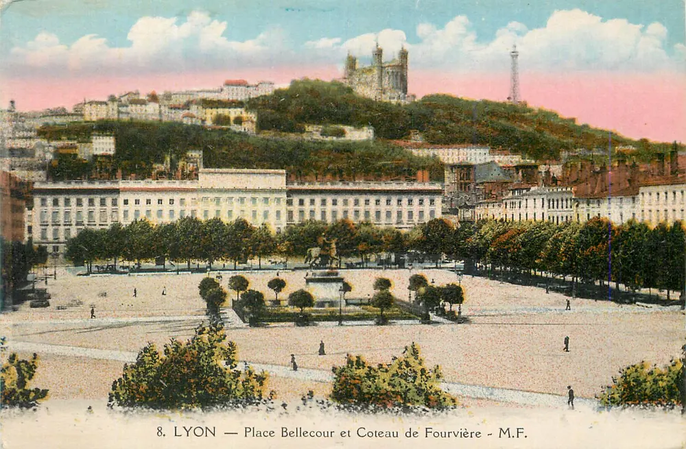 LYON — Place Bellecour und Coteau de Fourvière — M.F. - Vorderseite
