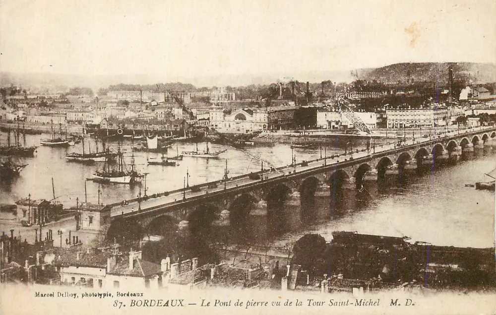 Bordeaux — Der Steinkreuzbrücke von der Tour Saint-Michel aus gesehen — Marcel Delbroy, Phototypie, Bordeaux - Vorderseite