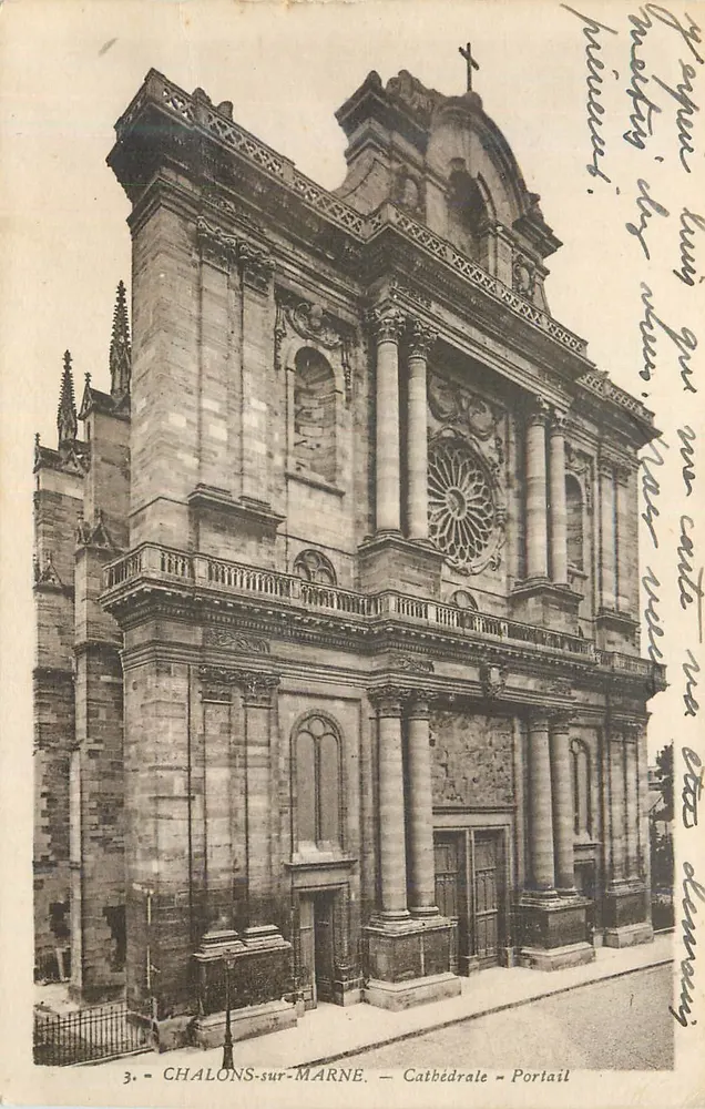 Chalons-sur-Marne — Catedral — Portal - Frente