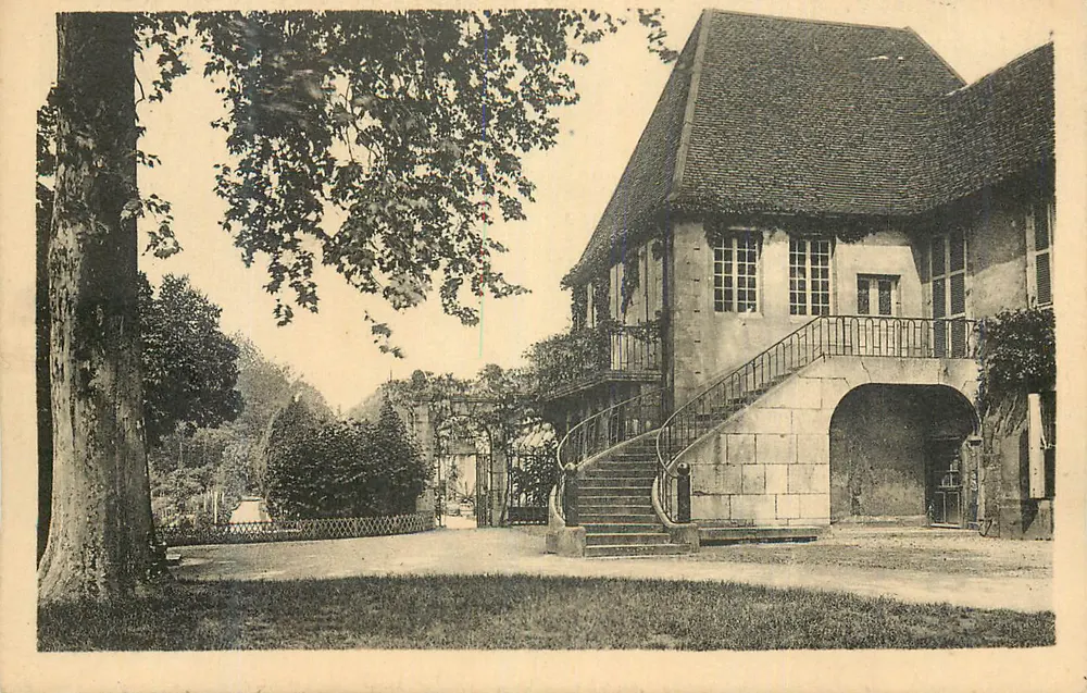 Castelo da Motte — Vista do jardim e da escada — Editor não identificado - Frente
