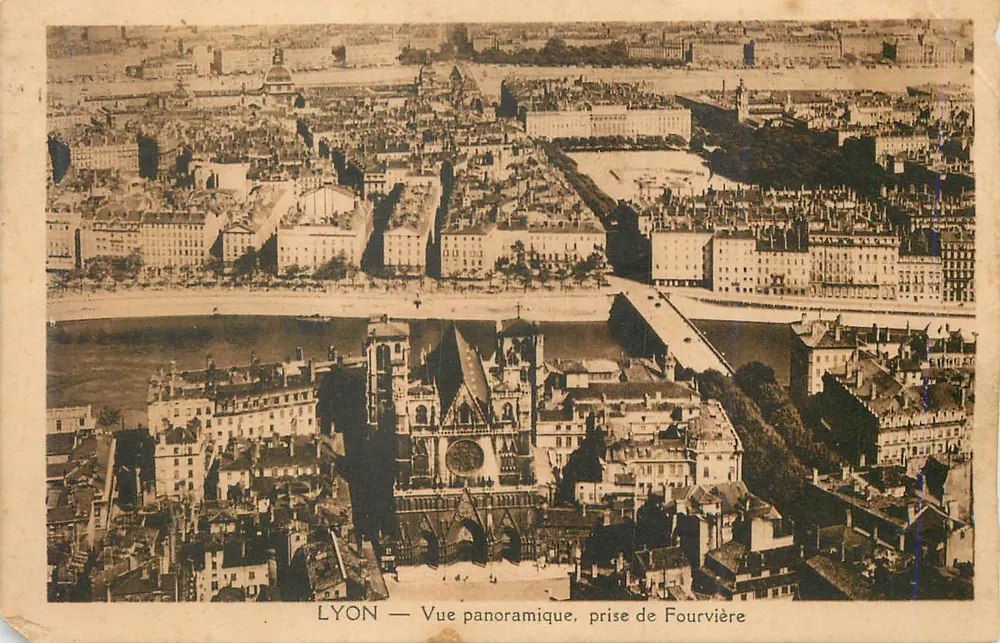 LYON — Panoramablick, Aufnahme von Fourvière - Vorderseite