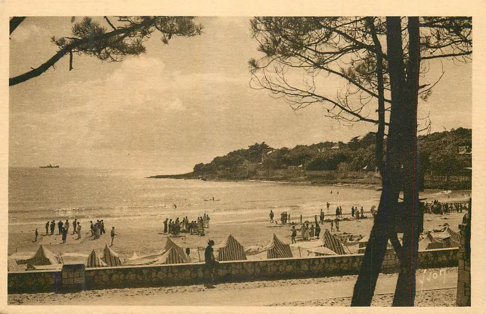 Strand van Fréteval — uitzicht van de kust — anoniem uitgever, serie-nummer niet zichtbaar - Voorkant