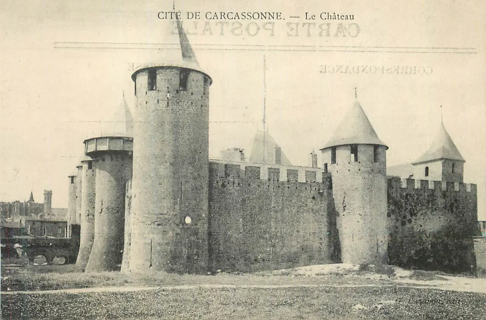 Cidade de Carcassonne — O Castelo — Carta postal - Frente
