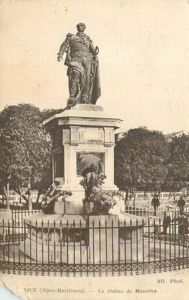 NICE (Alpes-Maritimes) — A Estátua de Masséna — ND. Fot. - Frente