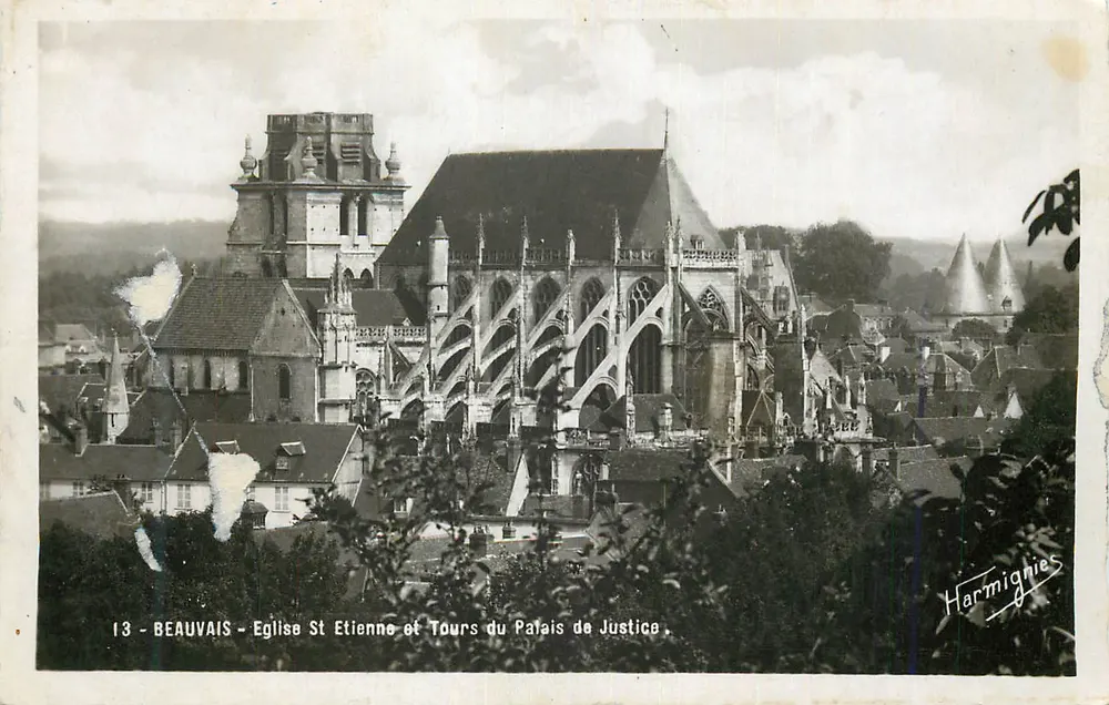 Beauvais - Église Saint-Étienne und Türme des Palais de Justice - Vorderseite