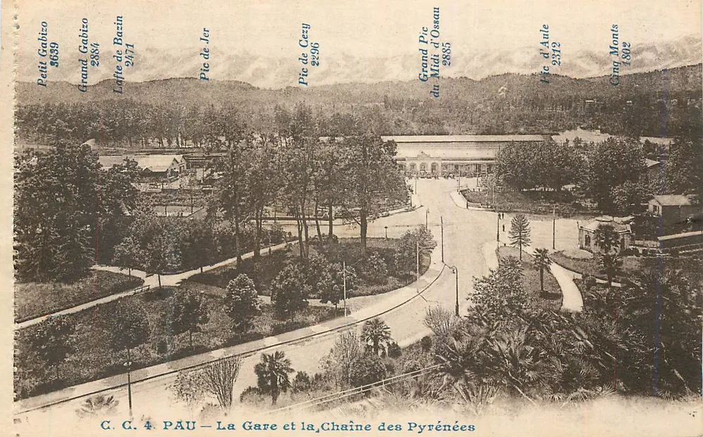 Pau — Die Station und die Pyrenäen — C. C. 4 - Vorderseite