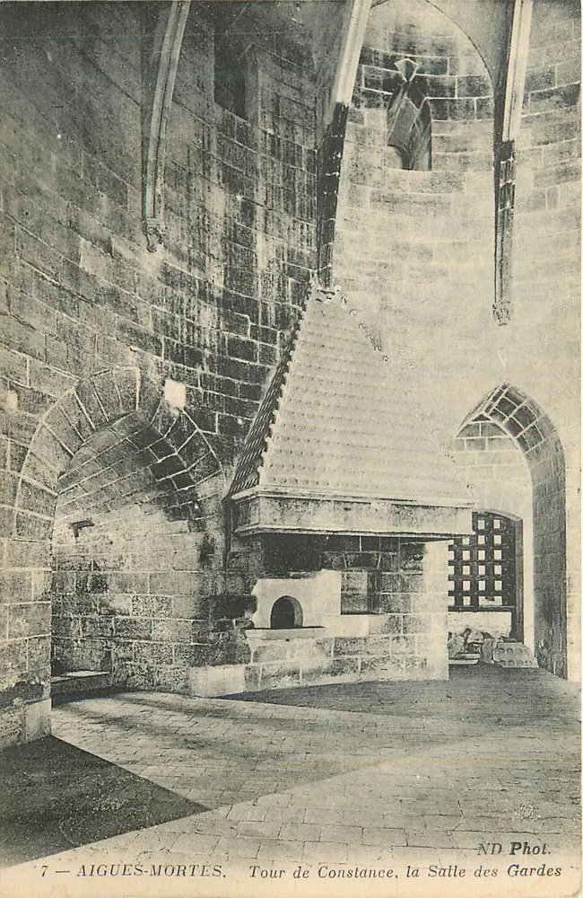 Aigues-Mortes — Turm von Constance, die Wachstube - Vorderseite