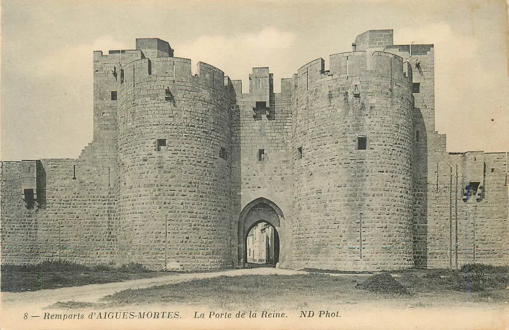 Aigues-Mortes — Die Königinstür — ND Phot. - Vorderseite