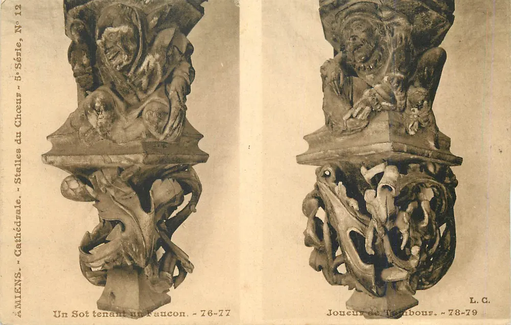 Amiens - Kathedrale. Chorbank - Ein Narr mit einem Raucon. - 76-77 - Vorderseite