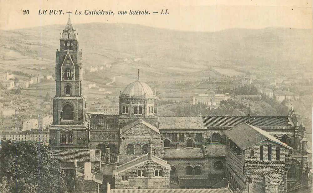 Le Puy — Die Kathedrale, Seitenansicht — LL - Vorderseite