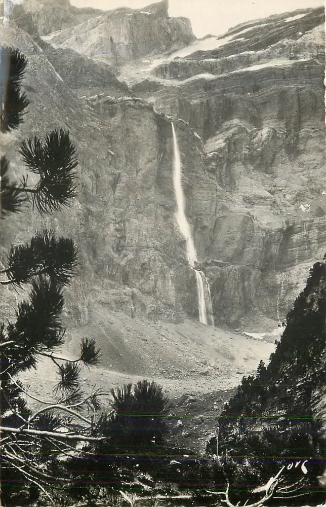 Wasserfall in den Pyrenäen — Panoramablick — unbekannter Verlag, Seriennummer 1076 - Vorderseite