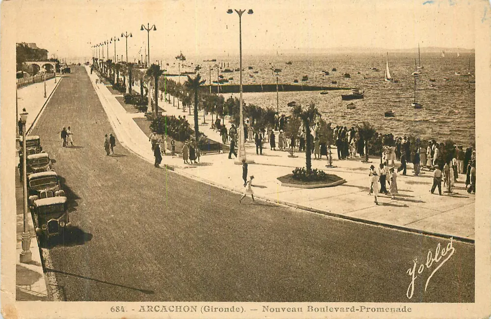 Arcachon (Gironde) — Neuer Boulevard-Promenade — Yobbled - Vorderseite
