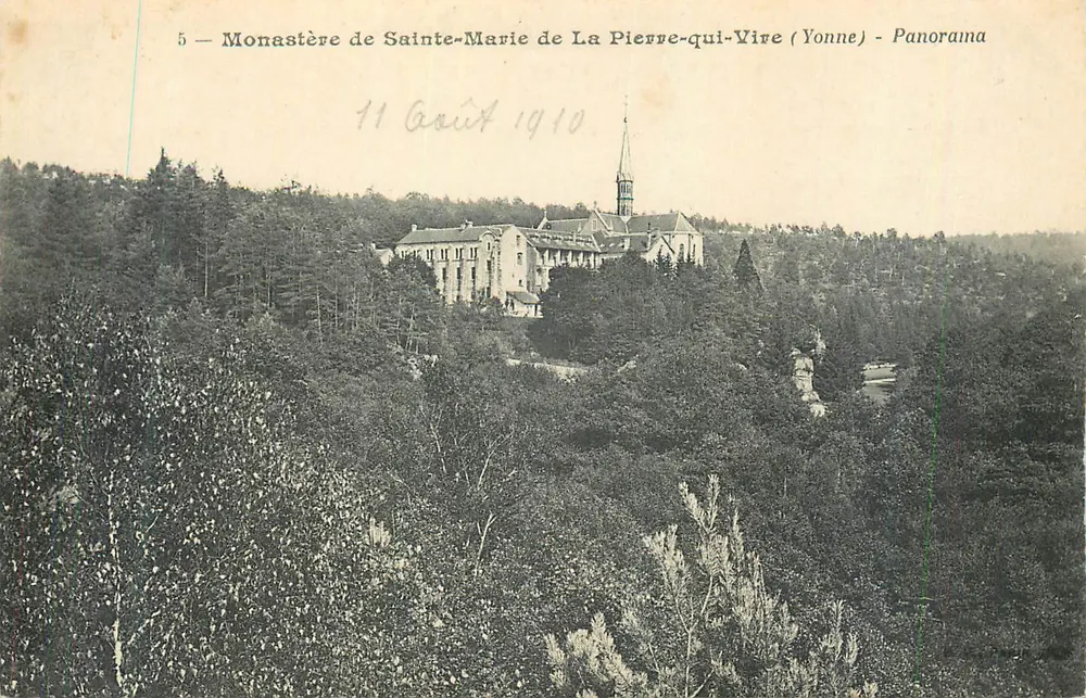 Kloster Sainte-Marie de La Pierre-qui-Vire (Yonne) — Panorama — unbekannter Verlag, Nr. 5 - Vorderseite