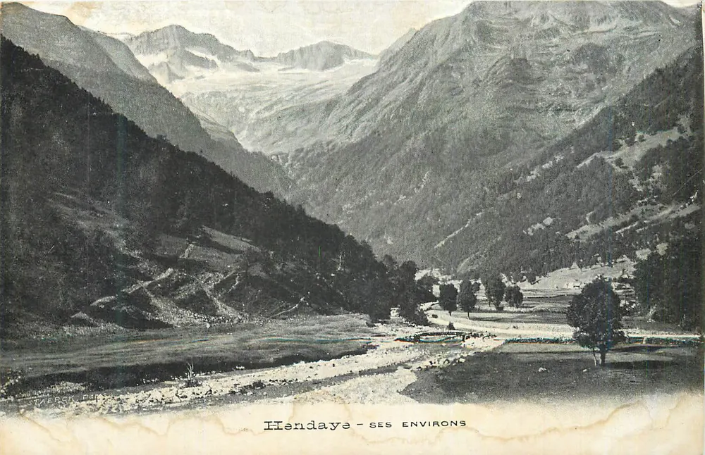Hendaye - JEJ OKOLICE — widok doliny i gór — wydawca Starbeck, nr serii nieczytelny - Awers