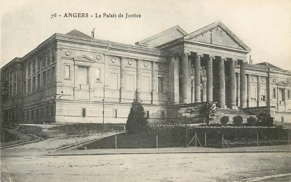 Angers - Het Paleis van Justitie — onbekende uitgever, serie-nummer 76 - Voorkant