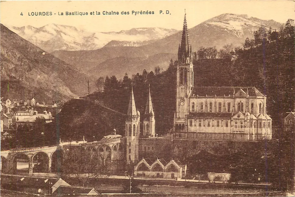 Lourdes - Die Basilika und die Pyrenäen - P.D. - Vorderseite