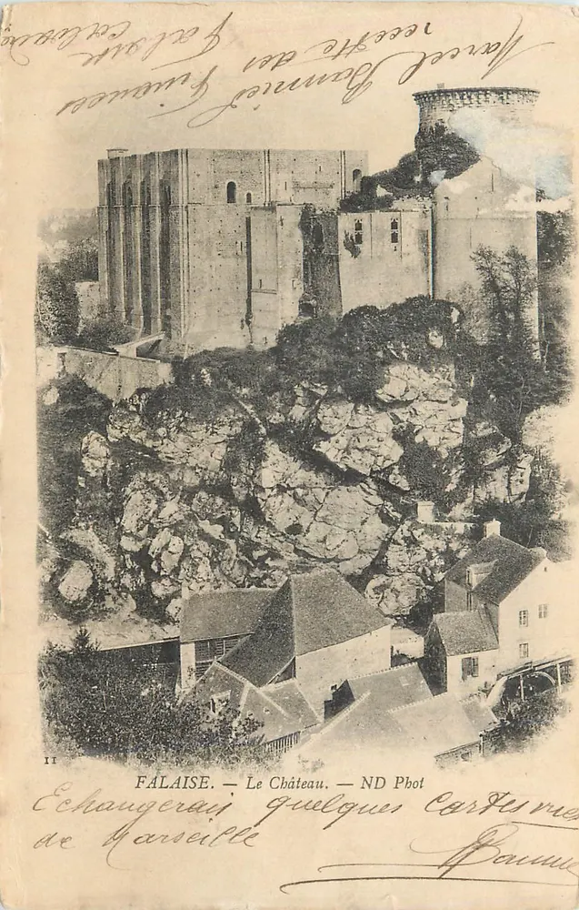 FALAISE — O Castelo — ND Phot - Frente