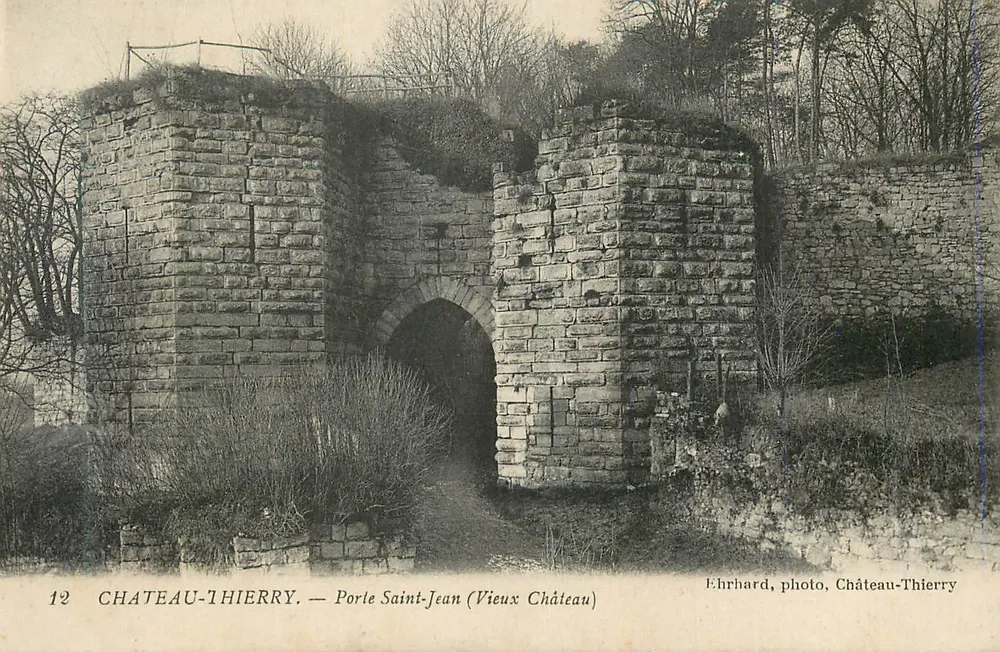Château-Thierry — Porte Saint-Jean (Vieux Château) — Ehrhard, photo, Château-Thierry - Vorderseite