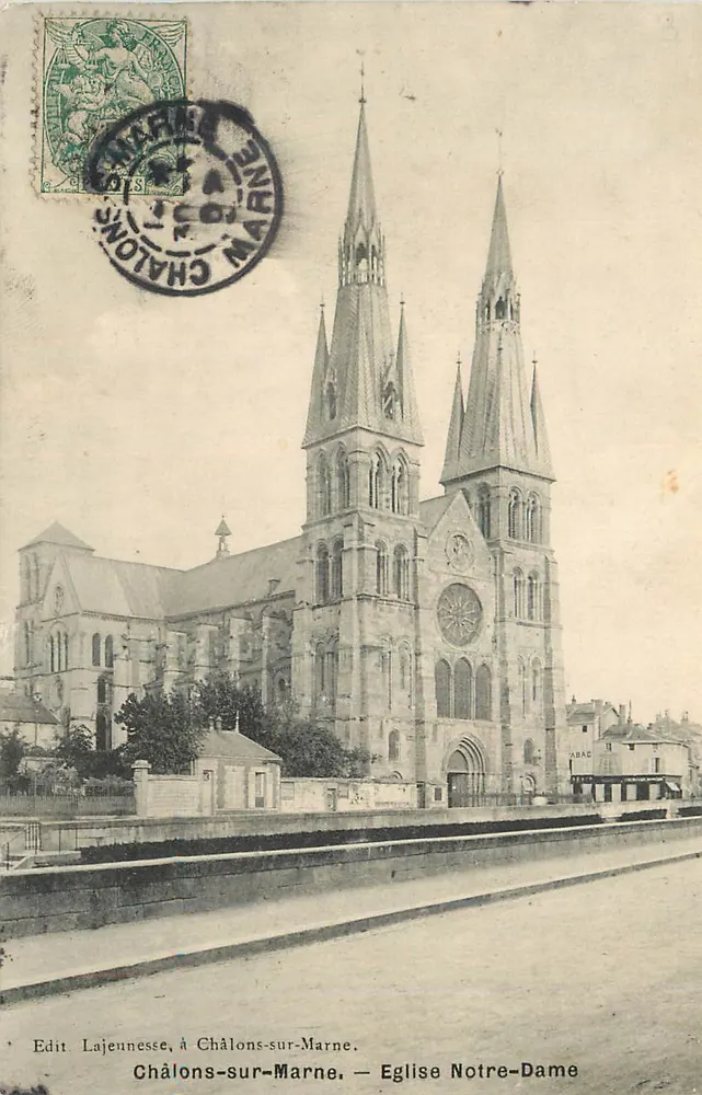 Châlons-sur-Marne — Igreja de Nossa Senhora — Edit Lajeunesse, em Châlons-sur-Marne - Frente