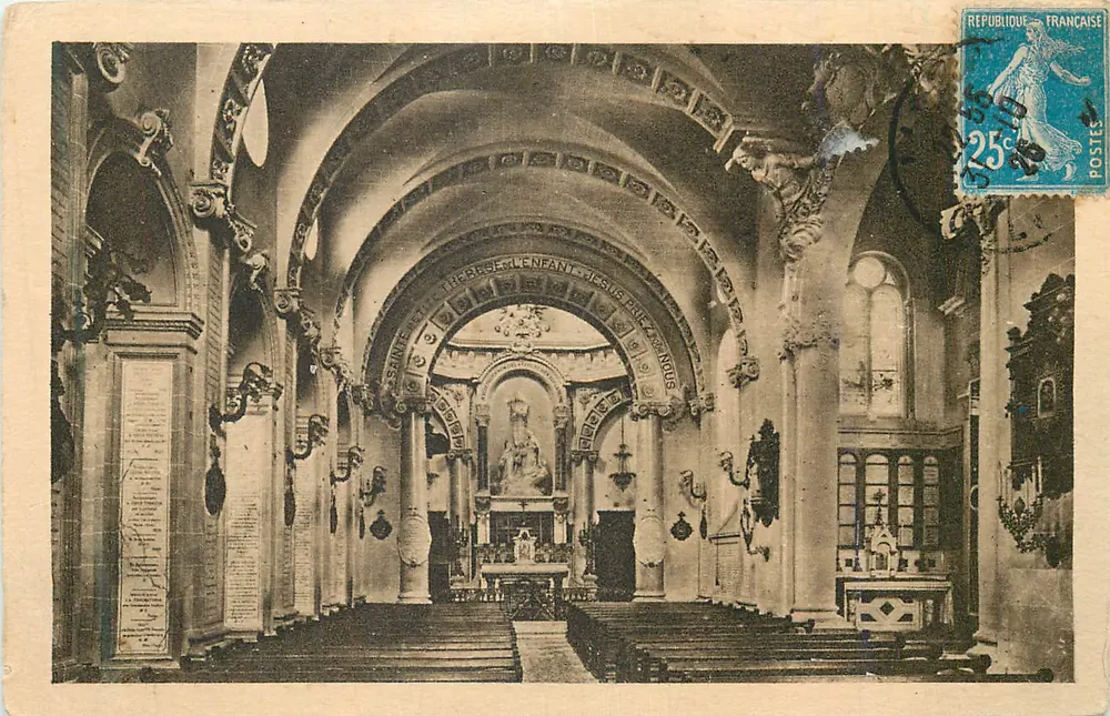 Interior da capela Nossa Senhora do Menino Jesus — editor não identificado - Frente