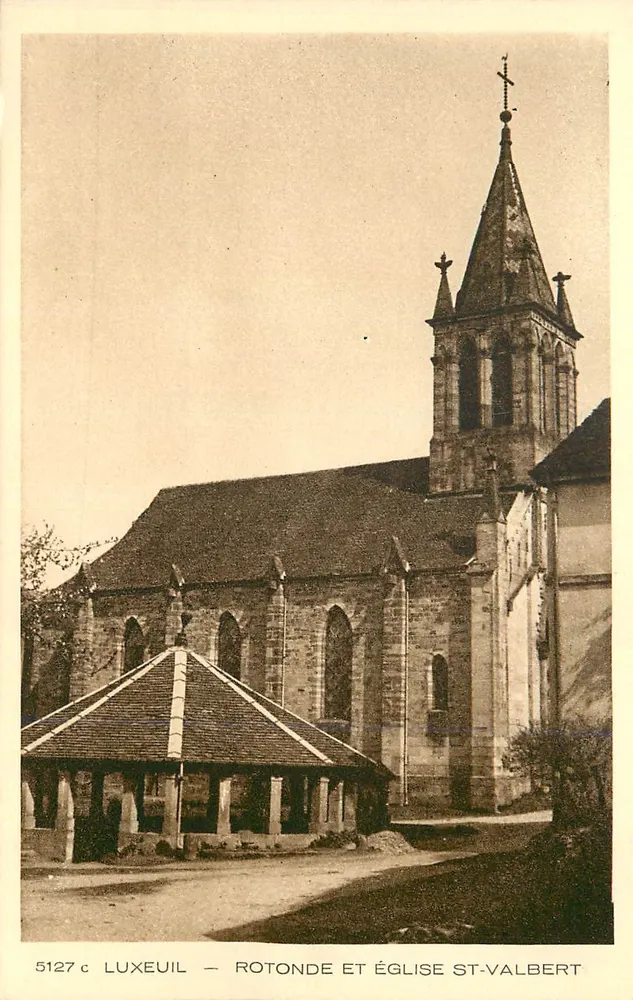 LUXEUIL — ROTONDA E IGREJA SÃO VALBERT — editor C. Lefebvre, n° 5127 c - Frente