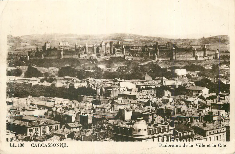 Carcassonne — Panorama der Stadt und der Citadel — LL.138 - Vorderseite