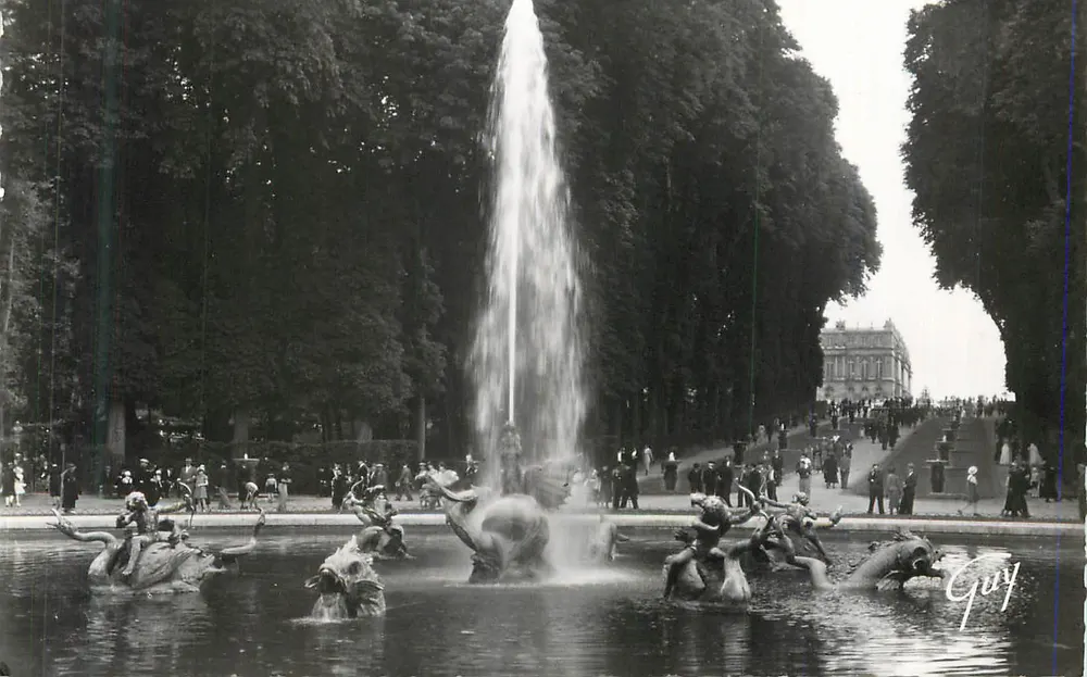 Fontäne der Elefanten — Jardin des Tuileries — Guy - Vorderseite