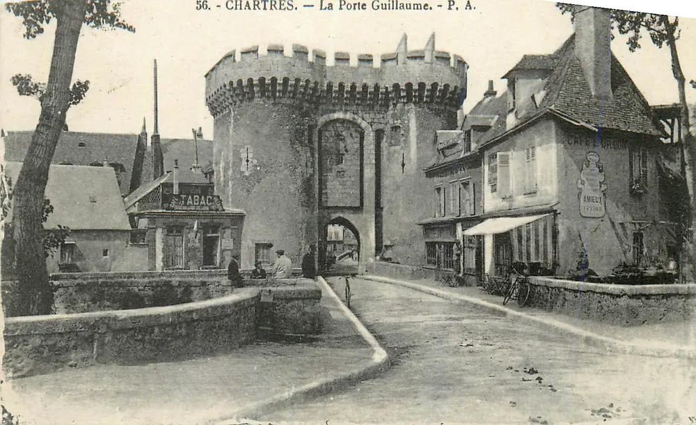 Chartres — La Porte Guillaume — P. A. (éditeur) - Frente